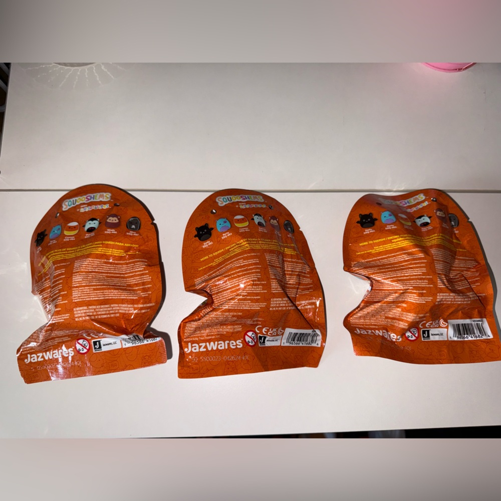 Halloween Squishmallows Squooshems Blind Bag Bundle - Picture 2 of 4